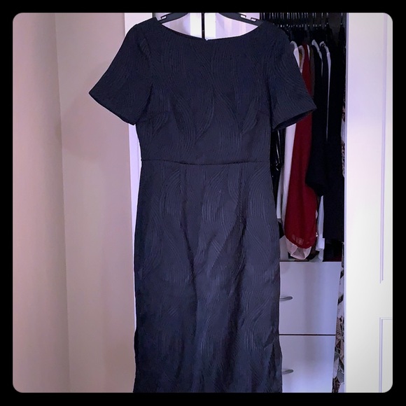 Dress - Picture 1 of 3